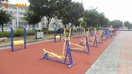 户外健身器材全解析 从社区广场到福利院的定制方案